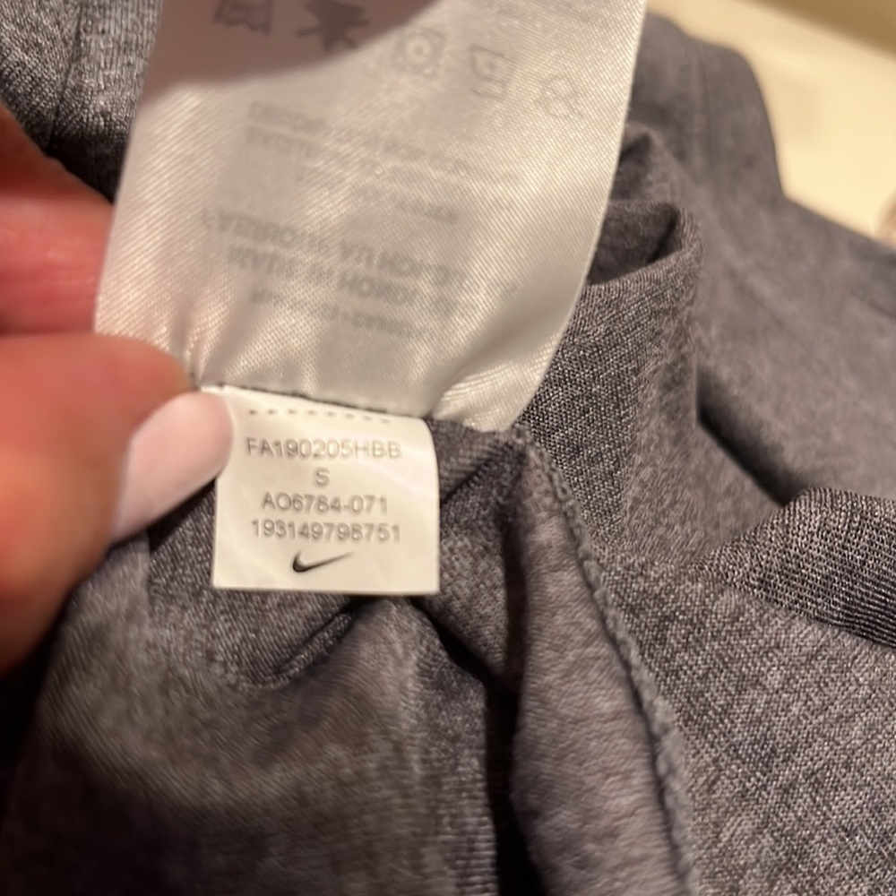 Nike Dri-Fit Oregon Tee - Picture 6 of 7